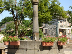 La fontaine de la place d'Empeyssines
