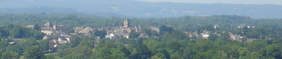 Vue générale du bourg depuis Bouval (commune de Barriac les bosquets)
